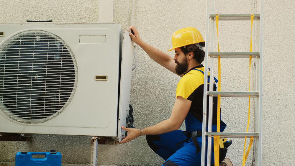 DIY vs. Professional AC Repair: When to Call an Expert?